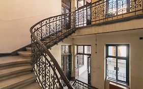 Budapest Design Condo By Nw